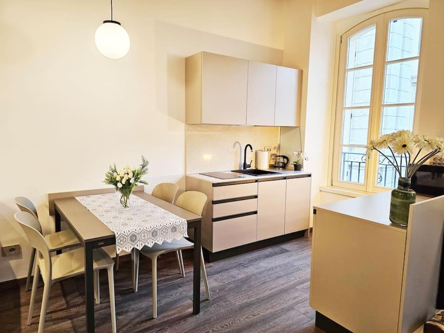 Plaza Deluxe Modern Center House - View Como Lake - Top Privacy ภายนอก รูปภาพ