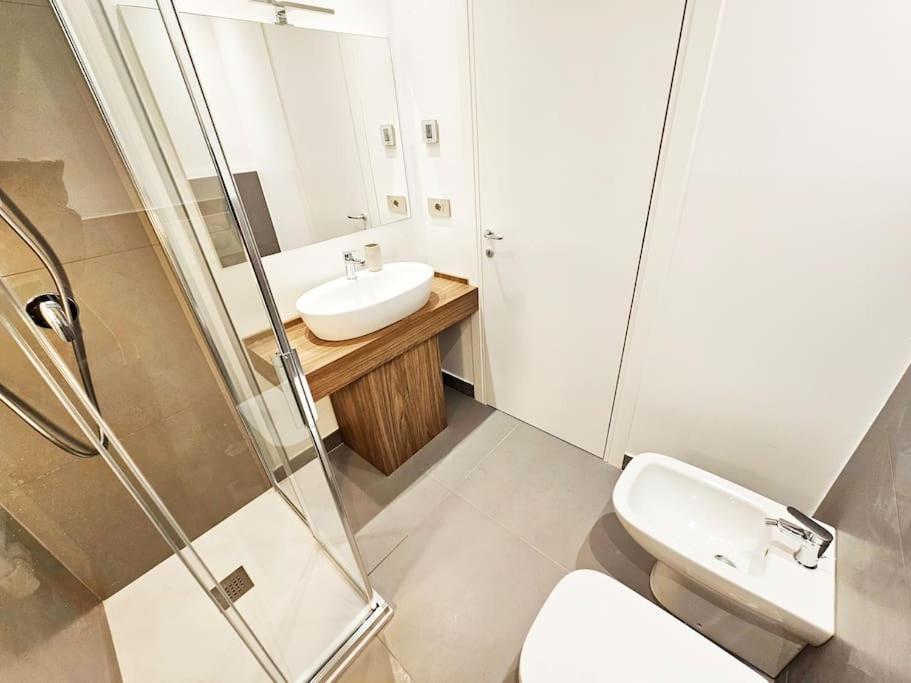 Plaza Deluxe Modern Center House - View Como Lake - Top Privacy ภายนอก รูปภาพ